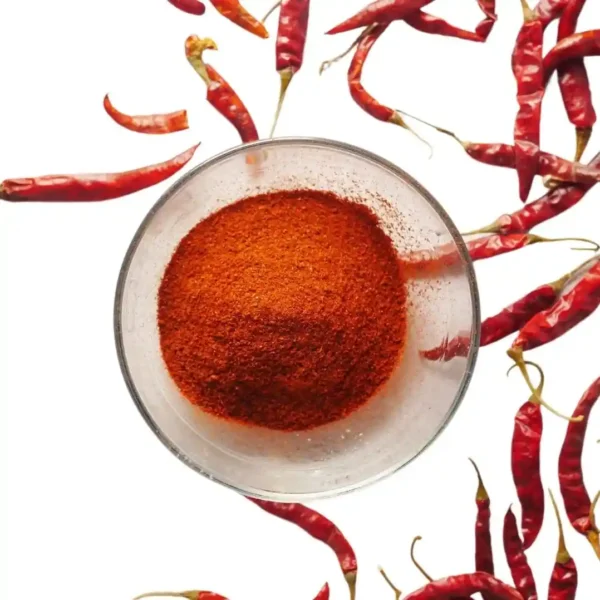 Kajenska paprika u činiji