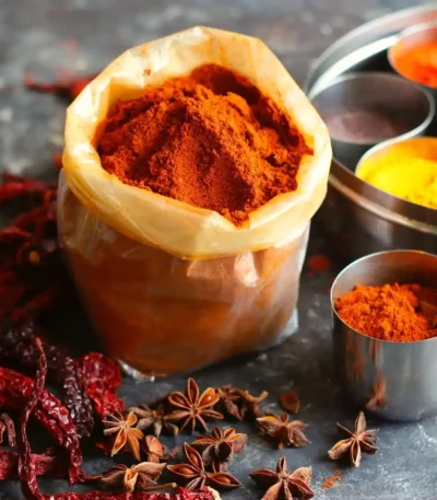 Paprika slatka mlevena i neki začini